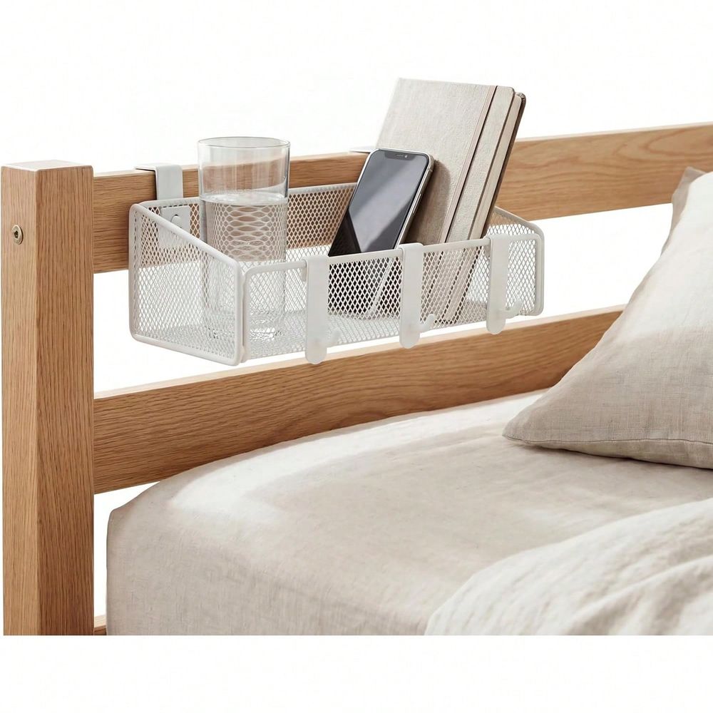 Home Office With Bookshelves - Étagère de chevet, panier de rangement